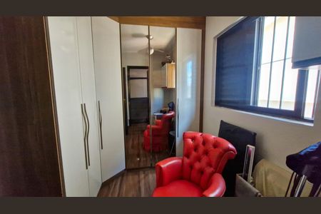Casa de condomínio para alugar com 138m², 3 quartos e 2 vagasCloset