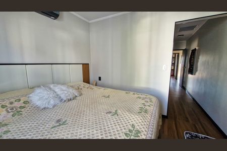 Casa de condomínio para alugar com 138m², 3 quartos e 2 vagasQuarto