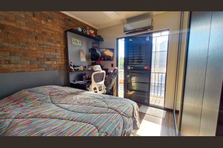 Casa de condomínio para alugar com 138m², 3 quartos e 2 vagasQuarto
