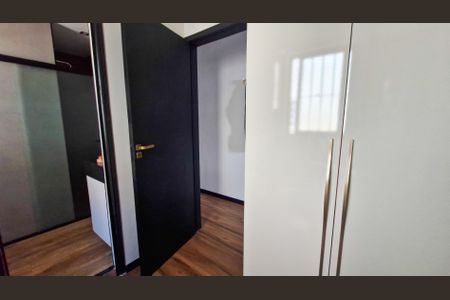 Casa de condomínio para alugar com 138m², 3 quartos e 2 vagasCloset
