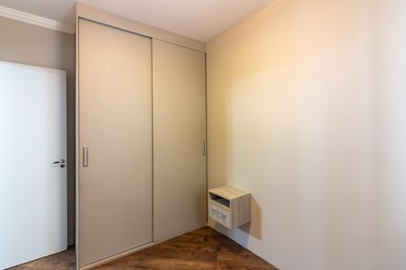 Quarto 1 de apartamento para alugar com 2 quartos, 34m² em Jaguaribe, Osasco