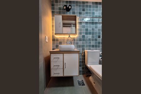 Apartamento à venda com 63m², 2 quartos e 1 vaga Apartamento à venda com 63m², 2 quartos e 1 vagaBanheiro
