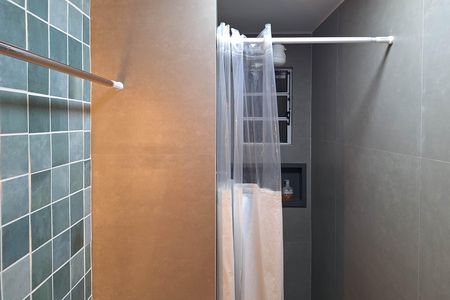 Banheiro de apartamento à venda com 2 quartos, 63m² em São Lourenço, Niterói