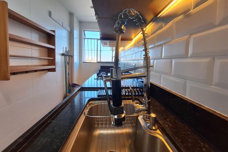 Cozinha de apartamento à venda com 2 quartos, 63m² em São Lourenço, Niterói