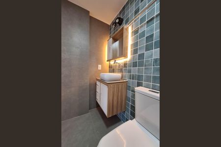 Apartamento à venda com 63m², 2 quartos e 1 vaga Apartamento à venda com 63m², 2 quartos e 1 vagaBanheiro