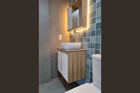Apartamento à venda com 63m², 2 quartos e 1 vaga Apartamento à venda com 63m², 2 quartos e 1 vagaBanheiro