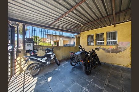 Garagem de casa à venda com 2 quartos, 100m² em Vila Nova Mazzei, São Paulo