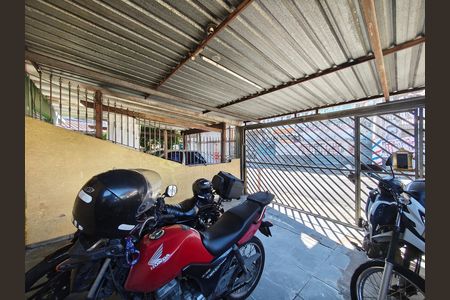 Garagem de casa à venda com 2 quartos, 100m² em Vila Nova Mazzei, São Paulo