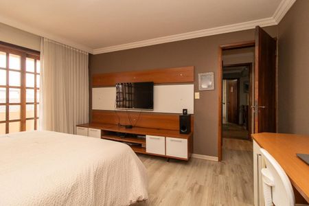 Casa à venda com 360m², 3 quartos e 5 vagasQuarto 3 - Suíte