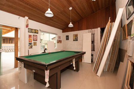 Casa à venda com 360m², 3 quartos e 5 vagasSala de Jogos