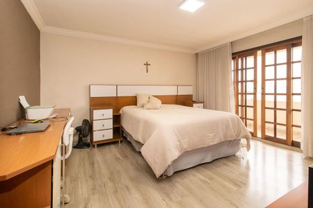 Casa à venda com 360m², 3 quartos e 5 vagasQuarto 3 - Suíte