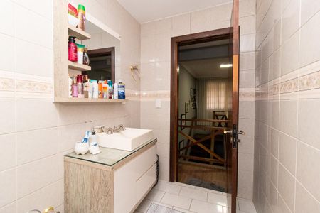 Casa à venda com 360m², 3 quartos e 5 vagasBanheiro Social