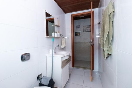 Casa à venda com 360m², 3 quartos e 5 vagasBanheiro