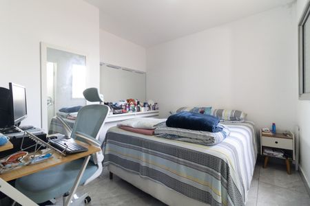 Apartamento à venda com 72m², 3 quartos e 2 vagas Apartamento à venda com 72m², 3 quartos e 2 vagasSuíte