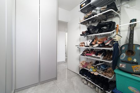 Apartamento à venda com 72m², 3 quartos e 2 vagas Apartamento à venda com 72m², 3 quartos e 2 vagasQuarto 2