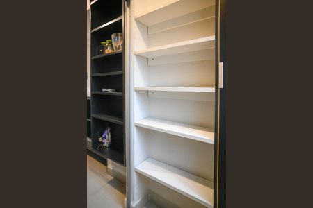 Apartamento à venda com 58m², 3 quartos e 1 vagaÁrea de Serviço