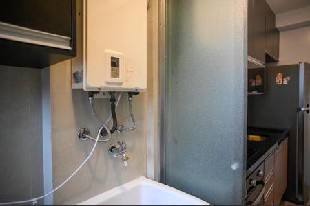 Apartamento à venda com 58m², 3 quartos e 1 vagaÁrea de Serviço