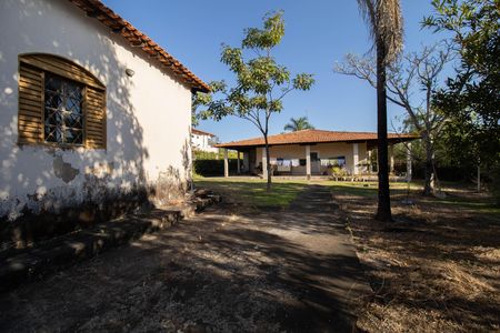 Casa de condomínio para alugar com 450m², 3 quartos e 4 vagas Casa de condomínio para alugar com 450m², 3 quartos e 4 vagasQuintal