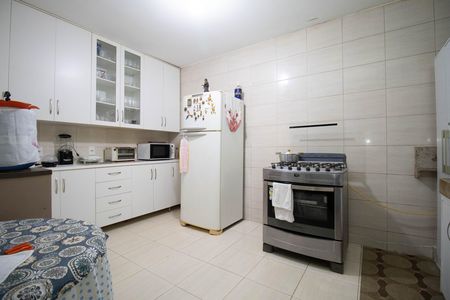 Cozinha de casa de condomínio para alugar com 3 quartos, 450m² em Jardim Botânico, Brasília