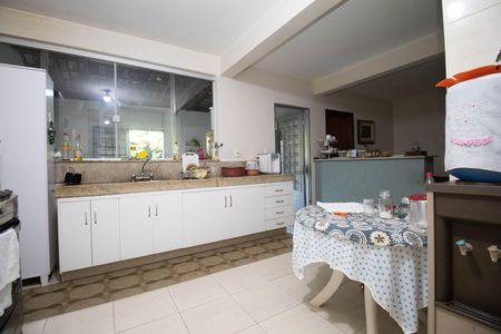 Casa de condomínio para alugar com 450m², 3 quartos e 4 vagas Casa de condomínio para alugar com 450m², 3 quartos e 4 vagasCozinha
