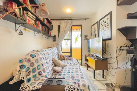Sala de apartamento à venda com 2 quartos, 45m² em Presidente Altino, Osasco