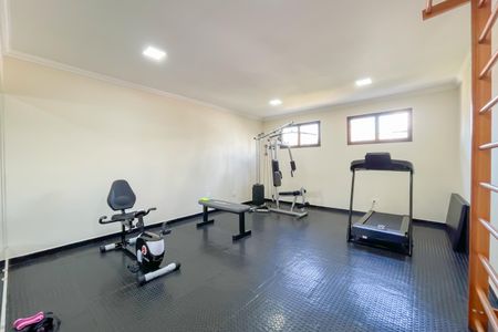 Apartamento à venda com 45m², 2 quartos e 1 vaga Apartamento à venda com 45m², 2 quartos e 1 vagaÁrea comum - Academia