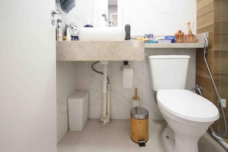 Apartamento à venda com 40m², 2 quartos e 1 vaga Apartamento à venda com 40m², 2 quartos e 1 vagaBanheiro