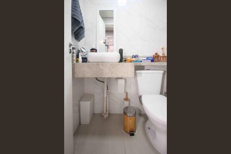 Banheiro de apartamento para alugar com 2 quartos, 40m² em Vila California, São Paulo