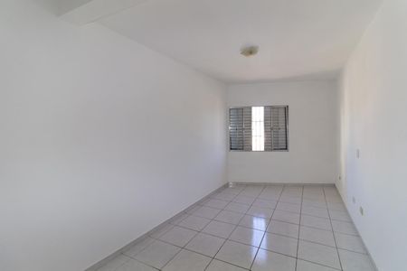 Casa para alugar com 100m², 3 quartos e 2 vagasQuarto 2