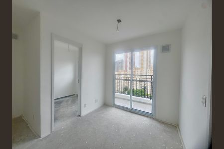 Sala de apartamento para alugar com 2 quartos, 45m² em Picanço, Guarulhos