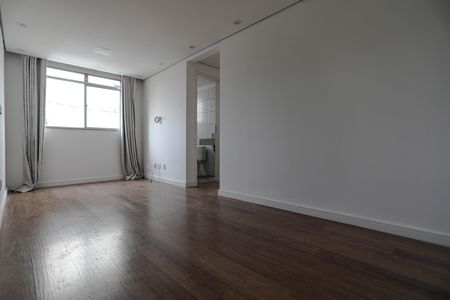 Sala de apartamento para alugar com 2 quartos, 45m² em Vila Mogilar, Mogi das Cruzes