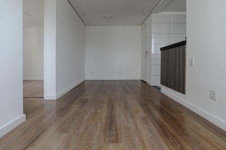 Sala de apartamento para alugar com 2 quartos, 45m² em Vila Mogilar, Mogi das Cruzes