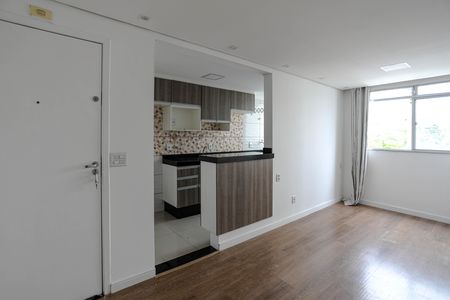 Apartamento para alugar com 45m², 2 quartos e 1 vagaSala