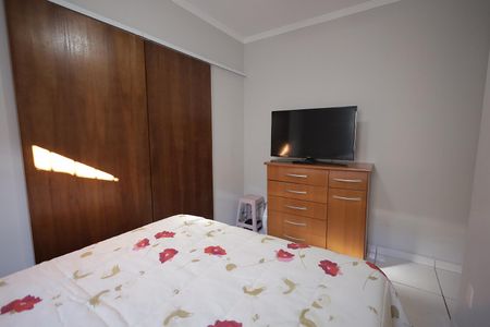 Casa à venda com 90m², 2 quartos e 2 vagasQuarto Suíte