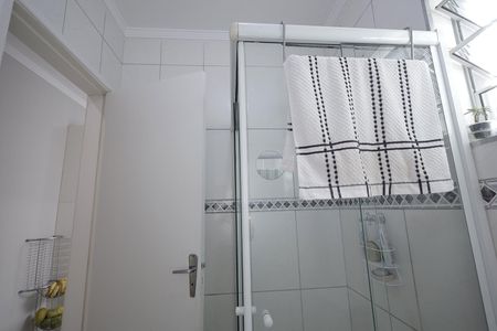 Casa à venda com 90m², 2 quartos e 2 vagasBanheiro