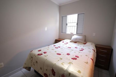 Casa à venda com 90m², 2 quartos e 2 vagasQuarto Suíte