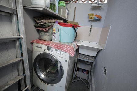 Área de Serviço de casa à venda com 2 quartos, 90m² em Jardim Guarará, Santo André