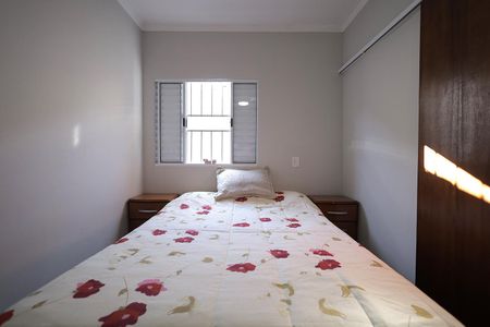 Casa à venda com 90m², 2 quartos e 2 vagasQuarto Suíte