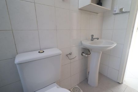 Banheiro de apartamento para alugar com 2 quartos, 51m² em Vila Nova, Novo Hamburgo