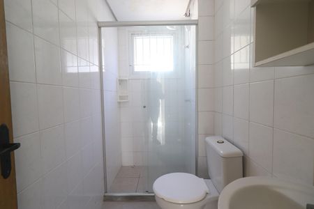 Banheiro de apartamento para alugar com 2 quartos, 51m² em Vila Nova, Novo Hamburgo