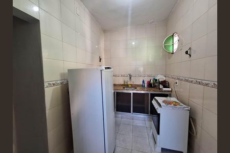 Casa de condomínio para alugar com 80m², 2 quartos e sem vaga Casa de condomínio para alugar com 80m², 2 quartos e sem vagaCozinha