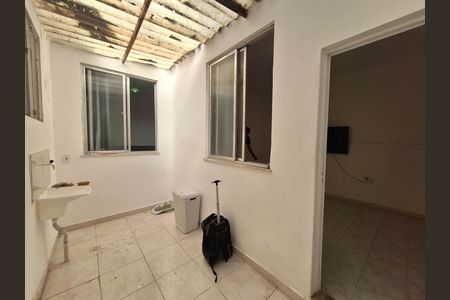 Casa de condomínio para alugar com 80m², 2 quartos e sem vaga Casa de condomínio para alugar com 80m², 2 quartos e sem vagaÁrea de Serviço
