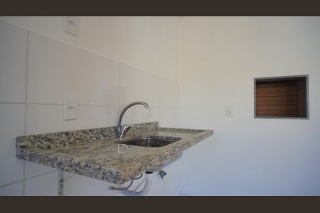 Cozinha  de apartamento à venda com 2 quartos, 50m² em Parque Santa Fé, Porto Alegre