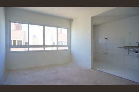 Sala e cozinha  de apartamento à venda com 2 quartos, 50m² em Parque Santa Fé, Porto Alegre