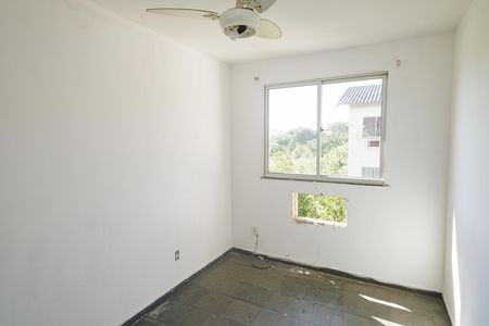 Quarto 2 de apartamento para alugar com 2 quartos, 45m² em Senador Vasconcelos, Rio de Janeiro