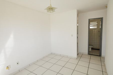 Sala de apartamento para alugar com 2 quartos, 45m² em Senador Vasconcelos, Rio de Janeiro