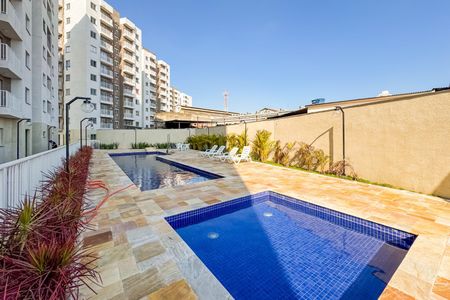 Apartamento para alugar com 40m², 2 quartos e sem vagaÁrea comum - Piscina