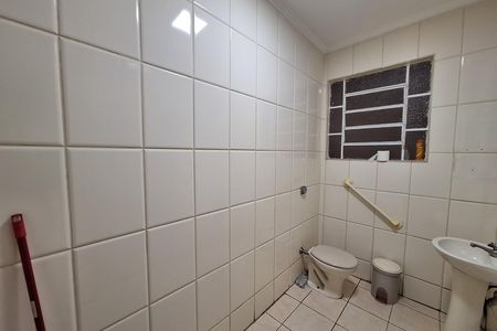 Casa à venda com 156m², 3 quartos e sem vagaBanheiro Corredor