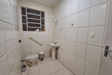 Casa à venda com 156m², 3 quartos e sem vagaBanheiro Corredor