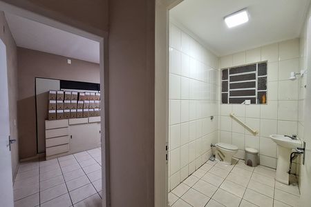 Casa à venda com 156m², 3 quartos e sem vagaBanheiro Corredor